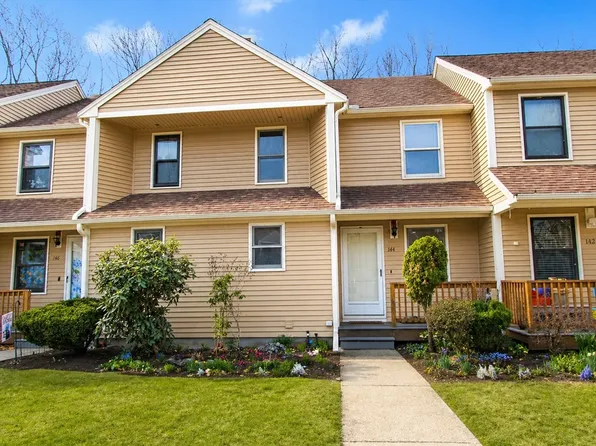 144 Morningside St #44, Leominster, MA 01453