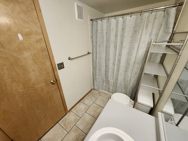 400 W Main St #303 — Photo 15