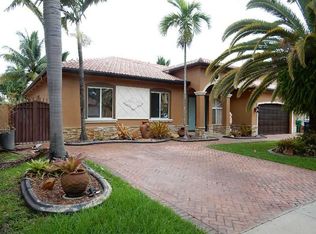 16500 NW 77th Pl, Miami Lakes, FL 33016