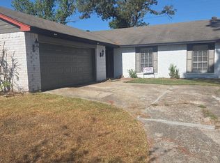 5927 Sunnygate Dr, Spring, TX 77373