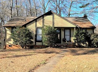 6339 Old Meadow Rd, Charlotte, NC 28227