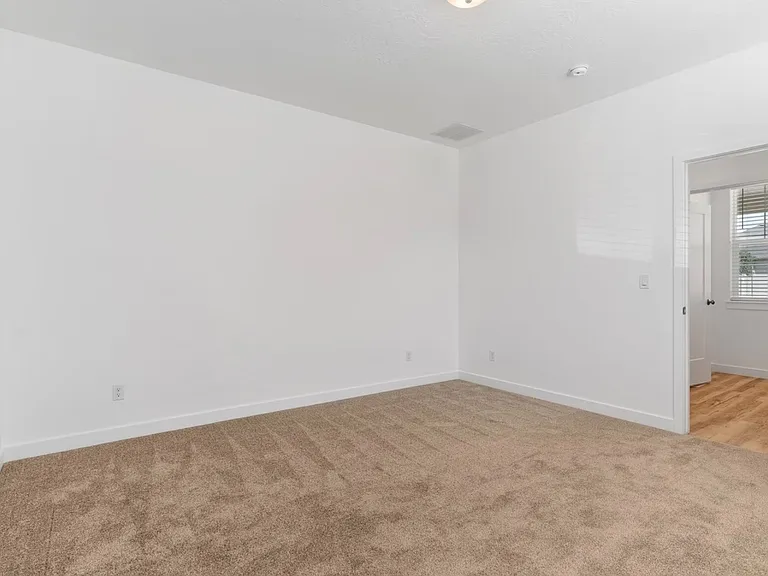 The Park Townhomes — Photo 14
