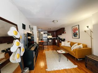 922 New Market St #B, Philadelphia, PA 19123