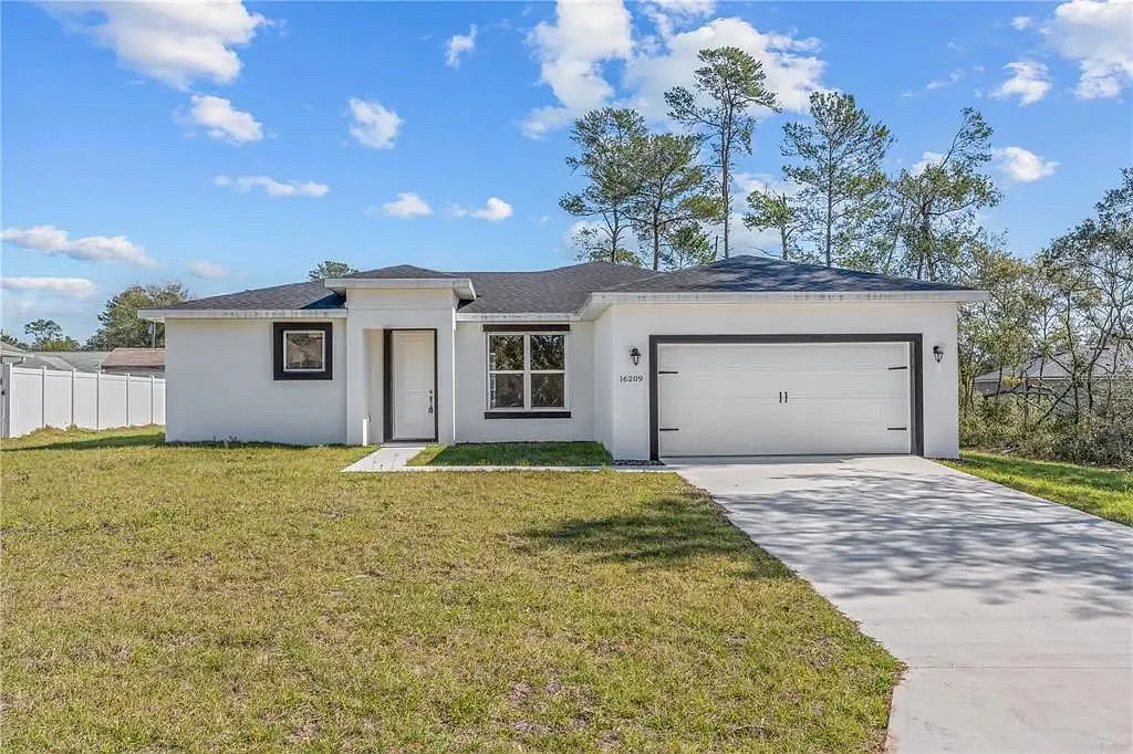 4 bed, 1660 sqft, $2,500 — Photo 1