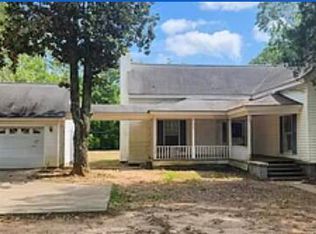 207 Calhoun St, Johnston, SC 29832