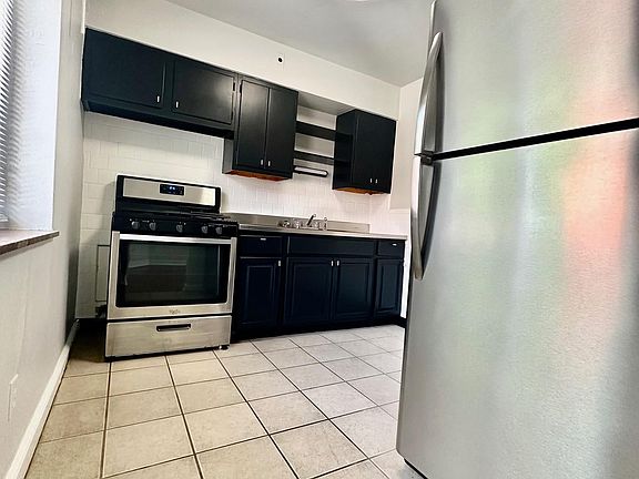 4th image of 5952 Nagel Ave #1N