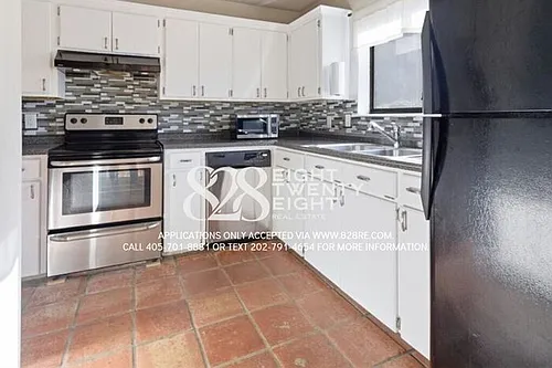 1612 Claudia Dr Photo 1