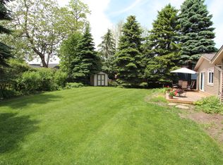 55 Lake Zurich Dr, Lake Zurich, IL 60047