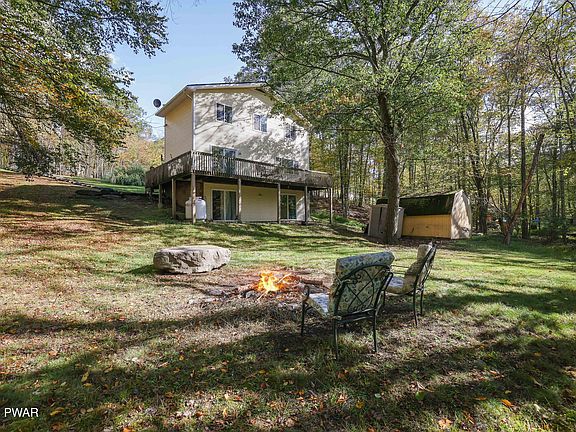 4th image of 137 Brownstone Dr