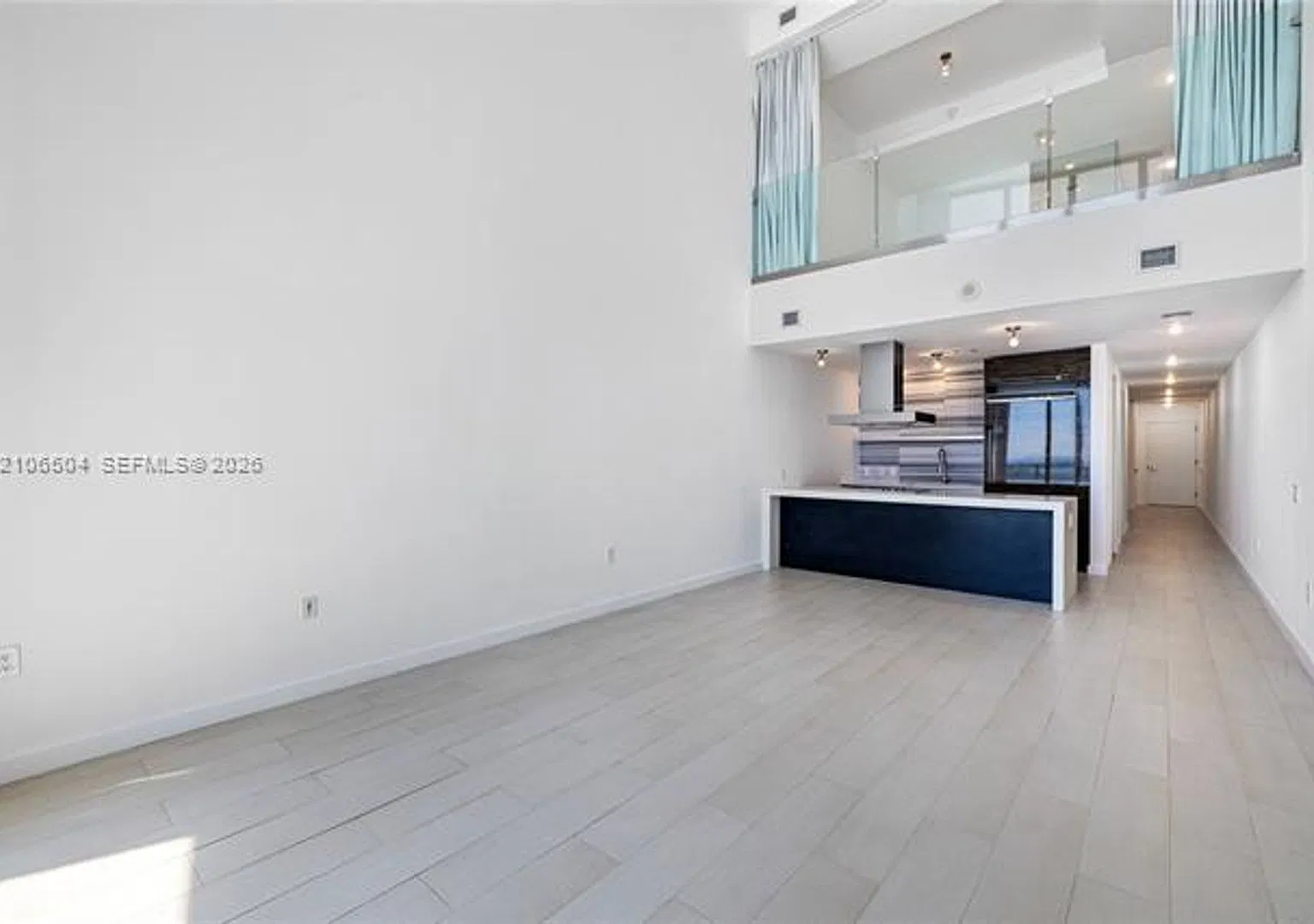 1100 Biscayne Blvd cu-4306, Miami, FL 33132 — Photo 4