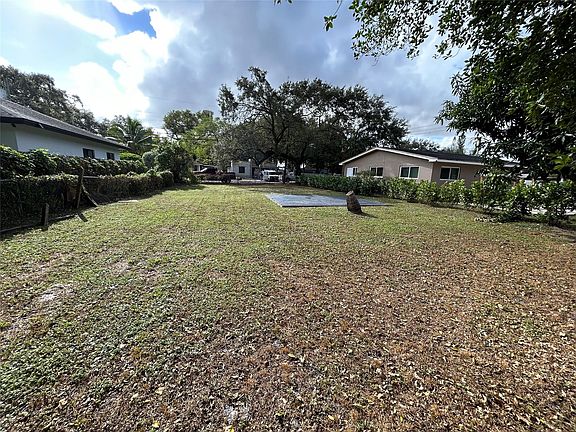 3rd image of 168 Terrace