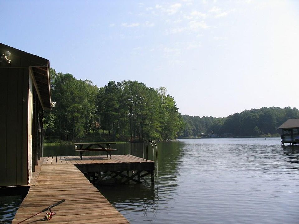 1st image of 103 Waterfront Dr