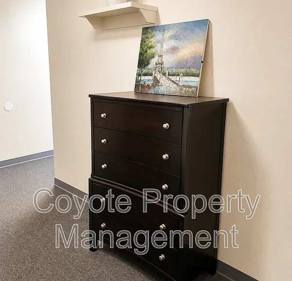 100 E Broadway St — Photo 10