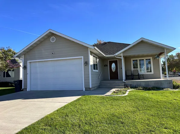 501 E Riggs St, East Helena, MT 59635