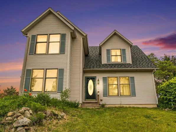 2278 W Wagner Rd, Buchanan, MI 49107