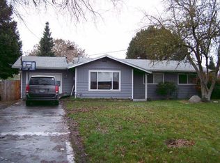 1140 SW Spruce St, Grants Pass, OR 97526