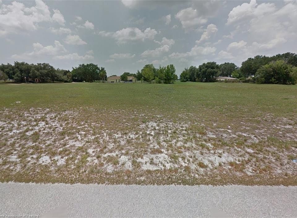 2nd image of 8208 Pine Glen Rd