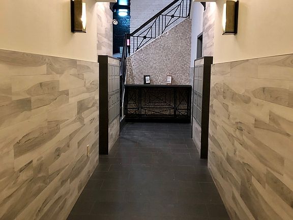 5th image of 203 Grand St APT 8