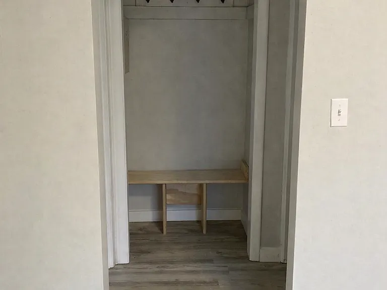 236 Clark Ave — Photo 9