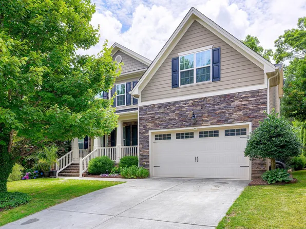 112 Briarfield Dr, Apex, NC 27502