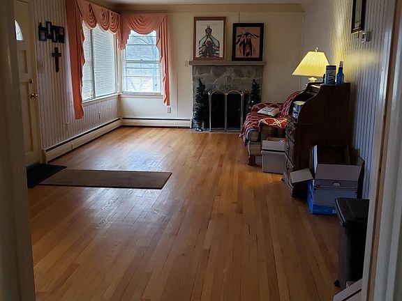 5th image of 2584 Spring Valley Rd