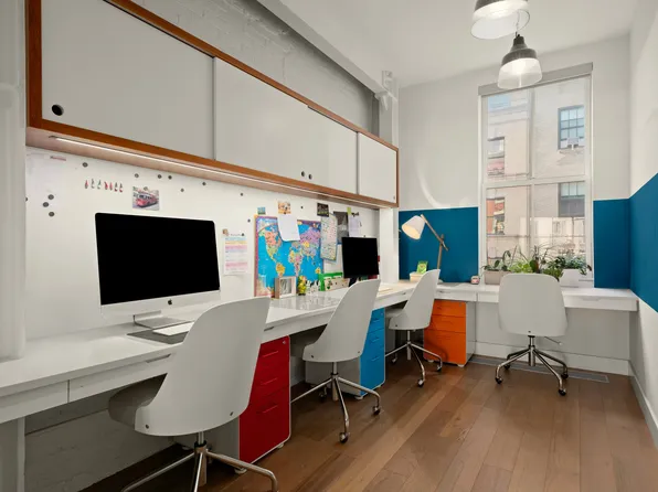 19 Jay Street image 20 of 30