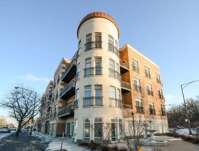 6425 W Touhy Ave #2C, Chicago, IL, 60646