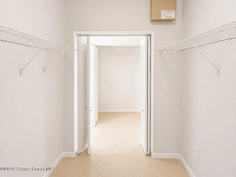 781 Glen Abbey Way — Photo 17