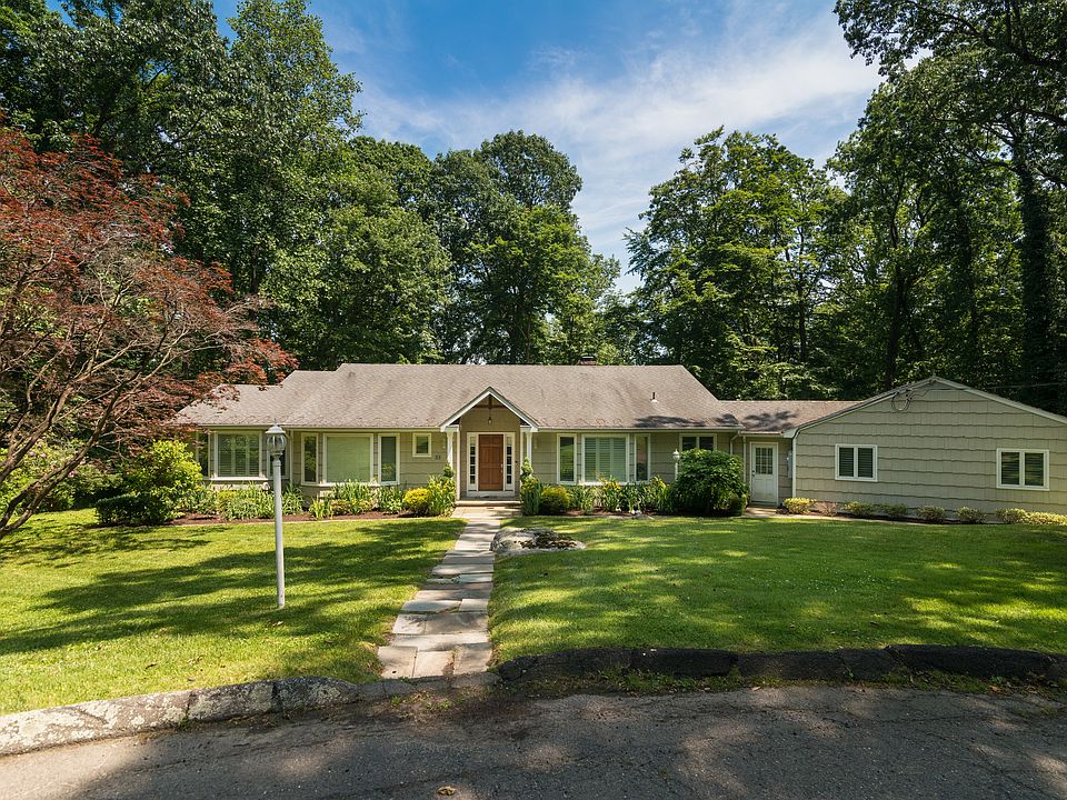 33 High Rock Road