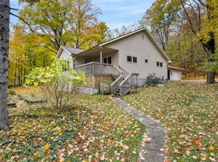05412 Lakeshore Rd, Boyne City, MI 49712