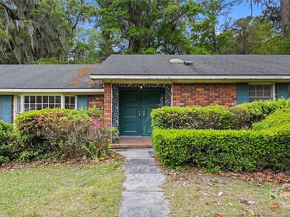 3rd image of 603 Windsor Road