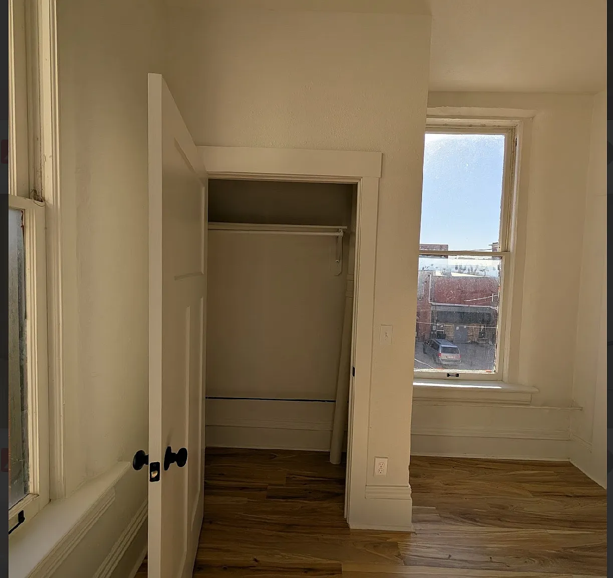 Studio, $750 — Photo 3