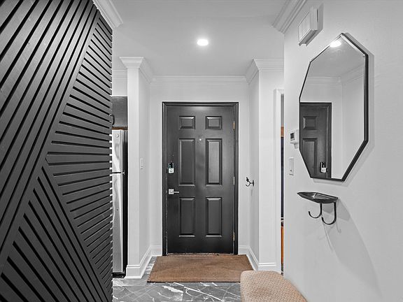 3rd image of 1208 Colony Place Drive