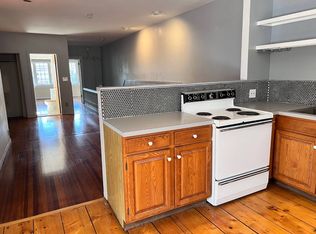 137 S Ferry St FLOOR 3, Schenectady, NY 12305
