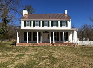 16401 Old River Rd, Poolesville, MD 20837