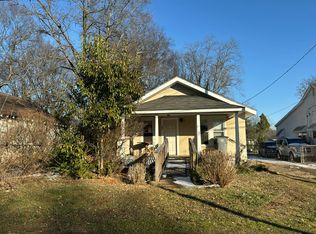 204 Crestone Dr, Greenville, SC 29611