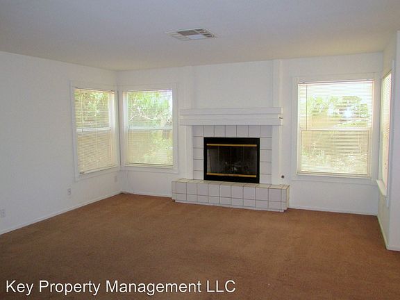 2nd image of 1612 Desert Canyon Ct