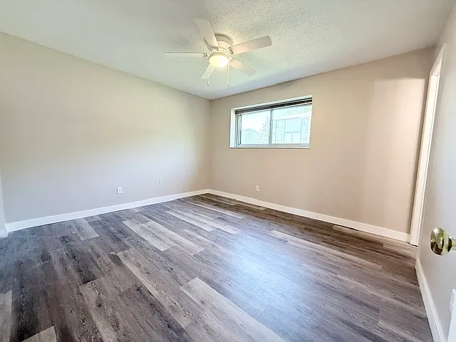 81 Lemans Ct — Photo 9