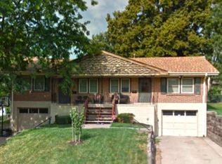 2716 N 93rd St, Omaha, NE 68134