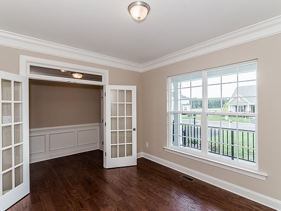 5th image of 3409 White Tower Way