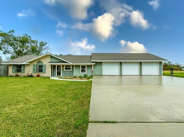 262 Leblanc Dr, Lockport, LA 70374