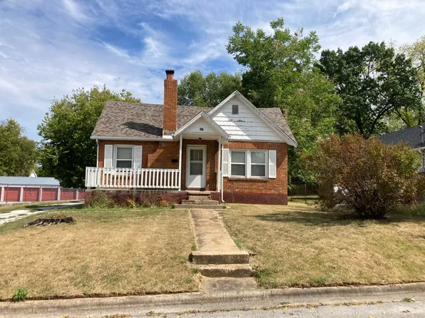424 S Clark Avenue, Bolivar, MO 65613