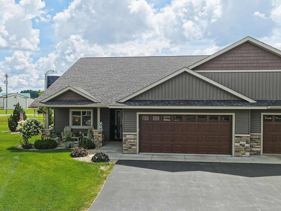 1st image of 3588 Newcastle Dr