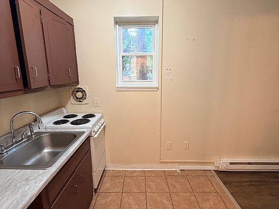 4th image of 158 Fountain St #2B1