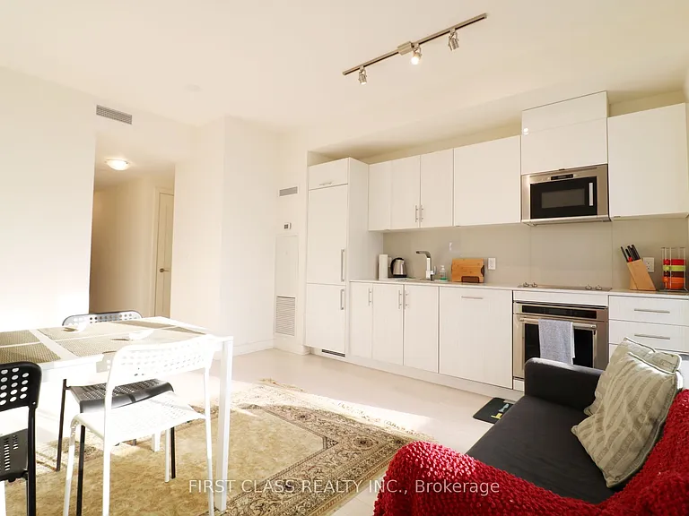 330 Richmond St W #603 — Photo 7