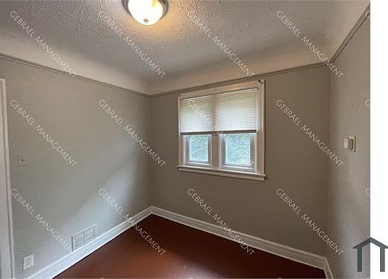 5th image of 14828 Sussex St #2S