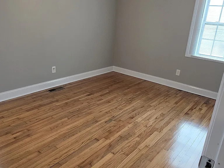 108 Woodgate Dr — Photo 6