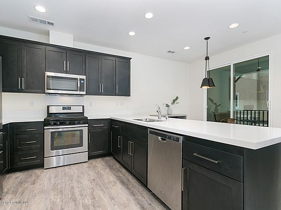 3rd image of 2788 Fina St