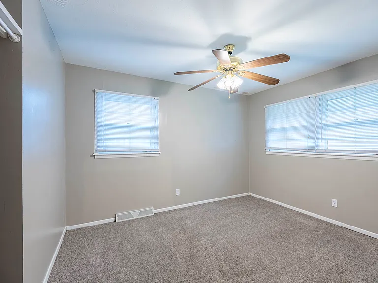 2417 Hobbs Dr — Photo 8
