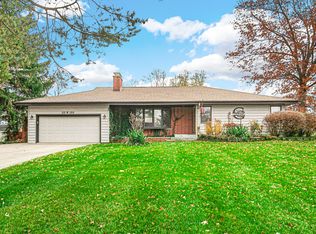 22W133 Sunset Ter, Medinah, IL 60157